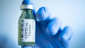 Aumentan los ciberataques que usan la vacuna contra la COVID-19: 4 claves para no caer en ellos
